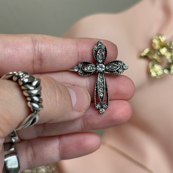 ⚜️ Vintage Silver Cross Brooch 💎 - Picture 3 of 6